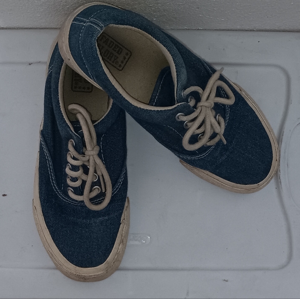 Faded Glory Blue and Cream Sneakers